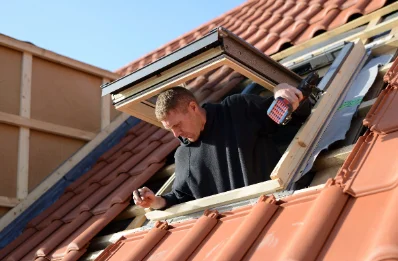 Pose de fenêtres de toit Velux à Dambach